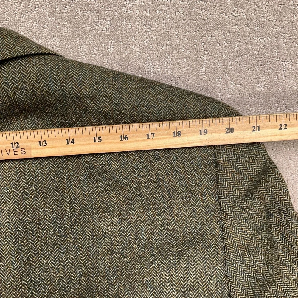 Jos A Bank Blazer Mens 43L Green Gray Multi Herringbone Heritage Two Button Wool